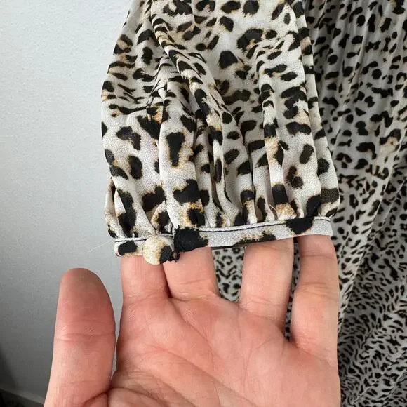 Banana Republic Pleated Midi Dress in Cheetah Print - Picture 4 of 6